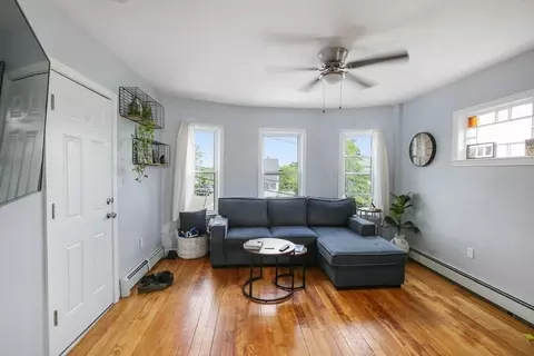 30 Hemans, Worcester, MA 01605 photo 12