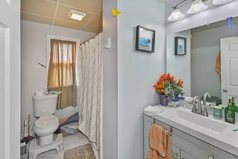 30 Hemans, Worcester, MA 01605 photo 19
