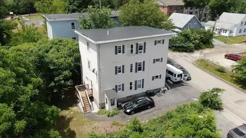 30 Hemans, Worcester, MA 01605 photo 28