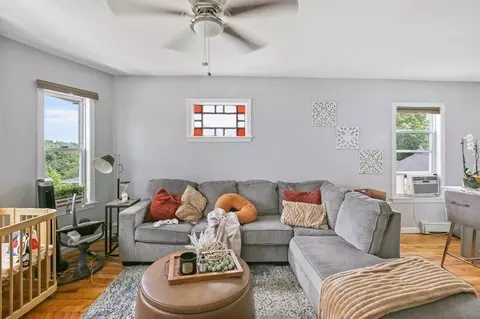 30 Hemans, Worcester, MA 01605 photo 8