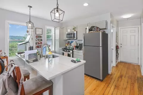 30 Hemans, Worcester, MA 01605 photo 16