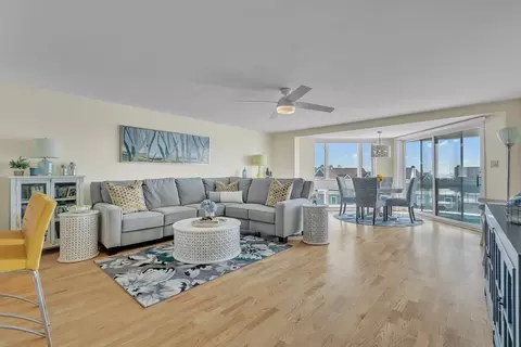 1 Commodore Ct #402, Hull, MA 02045 photo 3