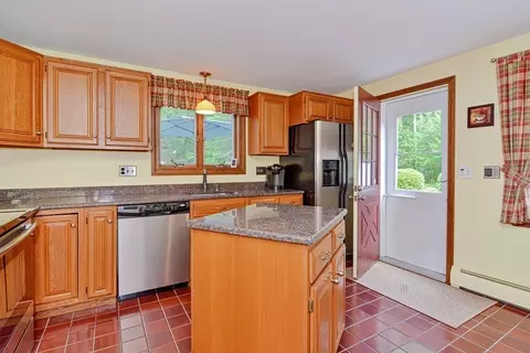 340 Mill St, Mansfield, MA 02048 photo 7