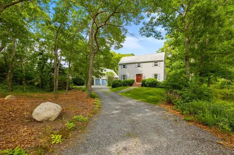 30 Tecumseh Rd, Bourne, MA 02562 photo 2