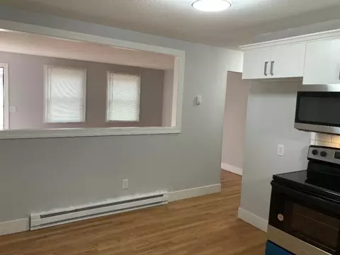 76 Darling St, Springfield, MA 01151 photo 10