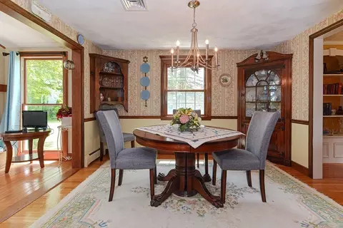 38 Blackstone St, Mendon, MA 01756 photo 8