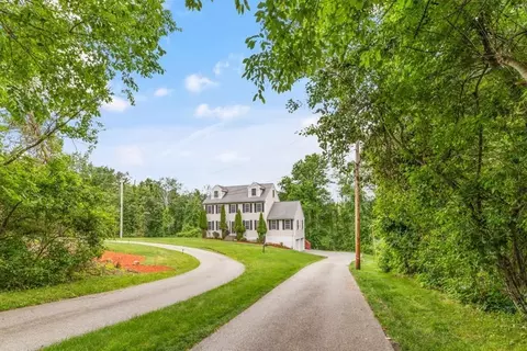 359 Concord Rd, Billerica, MA 01821