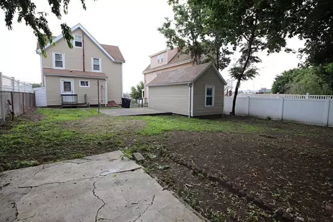 28 Florence St, Everett, MA 02149 photo 31