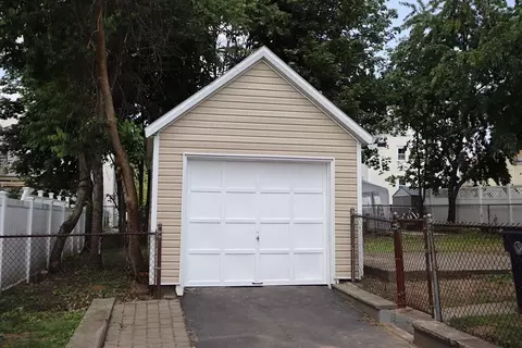 28 Florence St, Everett, MA 02149 photo 28