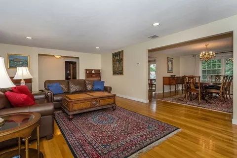 24 Mohawk Rd, Canton, MA 02021 photo 5