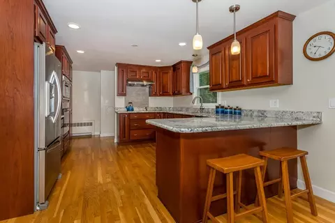24 Mohawk Rd, Canton, MA 02021 photo 9