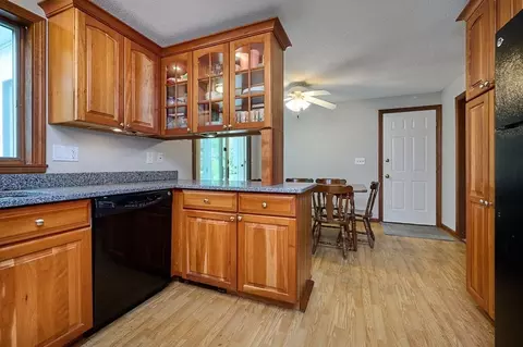 4 Kania St, Easthampton, MA 01027 photo 13