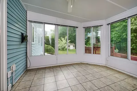 4 Kania St, Easthampton, MA 01027 photo 16