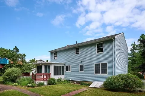 4 Kania St, Easthampton, MA 01027 photo 3