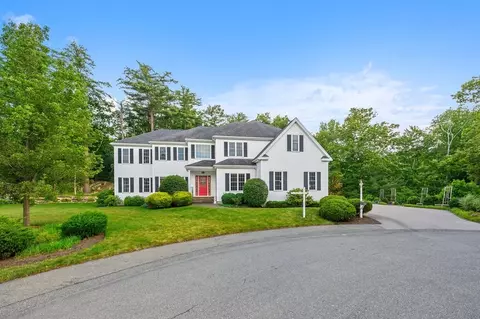 50 Duncan Cir, Weymouth, MA 02188