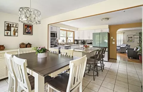 156 Commonwealth Ave, Worcester, MA 01604 photo 3