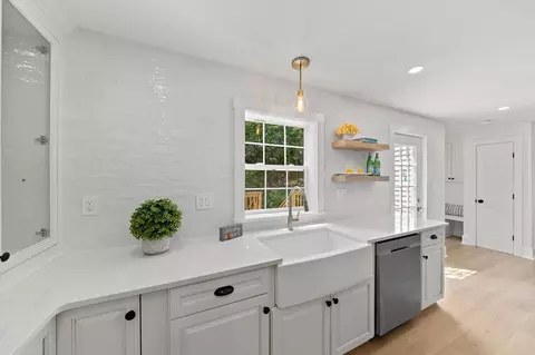322 Sherman St, Canton, MA 02021 photo 9