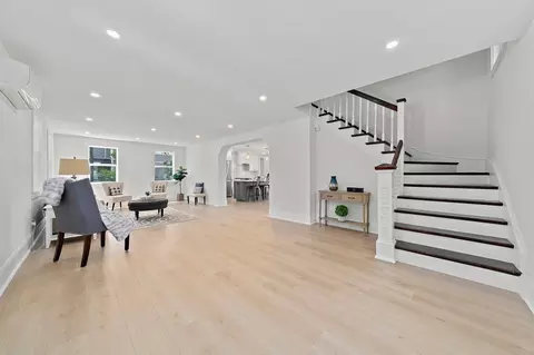 322 Sherman St, Canton, MA 02021 photo 3