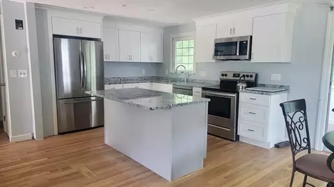 25 Ridley Rd, Dedham, MA 02026 photo 3