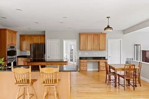 11 Howarth Dr, Upton, MA 01568 photo 21