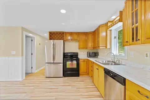 70 Birch St, Athol, MA 01331 photo 9