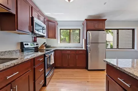 16 Crestview #16, Malden, MA 02148