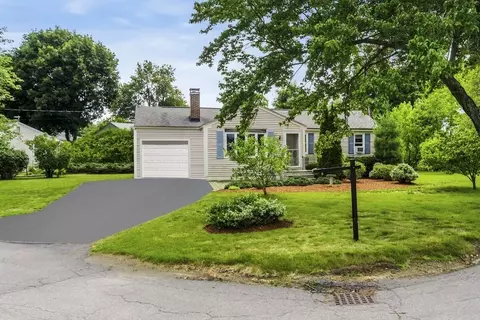 15 Bunkerhill Pkwy, West Boylston, MA 01583