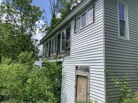 39 W Main St, Orange, MA 01364 photo 4