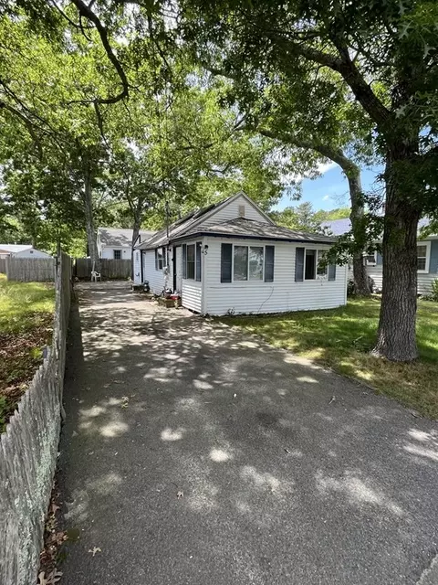 5 Bayview, Wareham, MA 02571