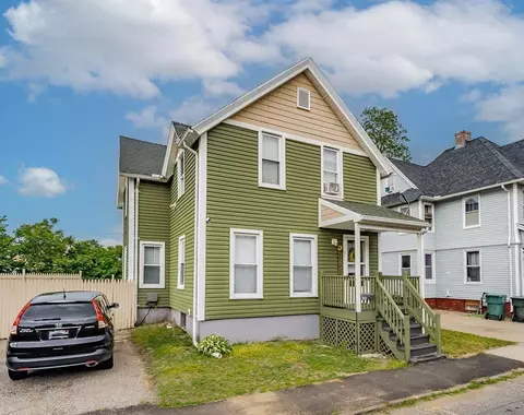 26 Beech St, Springfield, MA 01105 photo 2