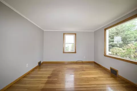 41 Watling St, Springfield, MA 01104 photo 2
