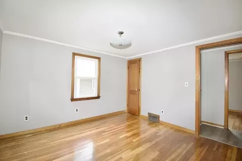 41 Watling St, Springfield, MA 01104 photo 4