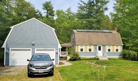 182 Alley Rd, Rochester, MA 02770