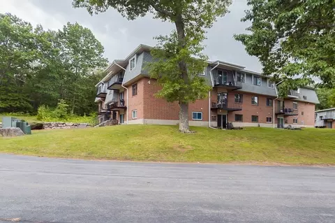 176 Maple Ave #4-25, Rutland, MA 01543