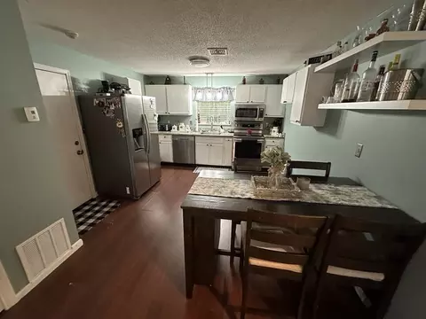 5455 N Main St #8F, Fall River, MA 02720 photo 5