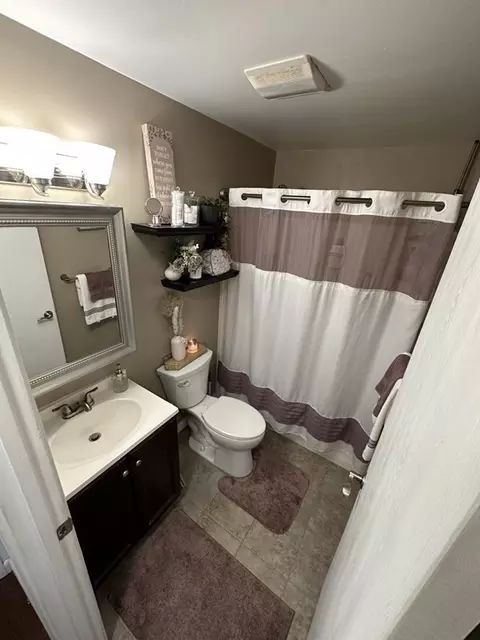 5455 N Main St #8F, Fall River, MA 02720 photo 12