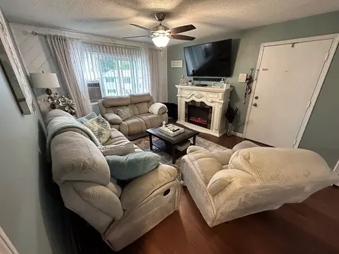 5455 N Main St #8F, Fall River, MA 02720 photo 3