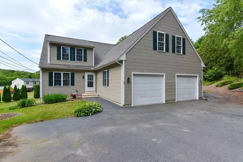 25 Colburn St #A, Northborough, MA 01532