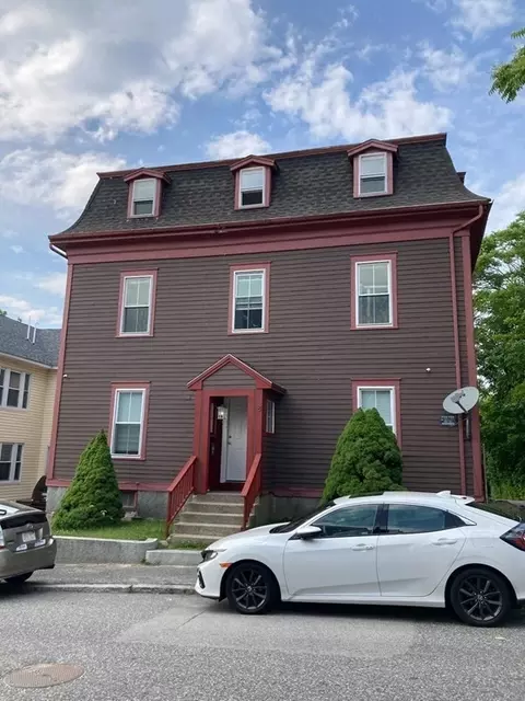 8 Cottage St, Worcester, MA 01609