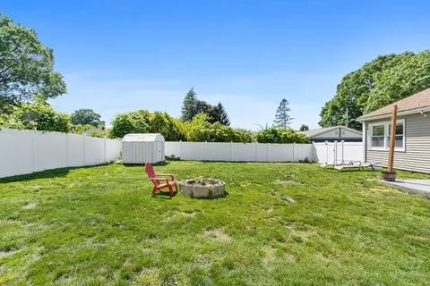 115 Austin St, Fall River, MA 02723 photo 30