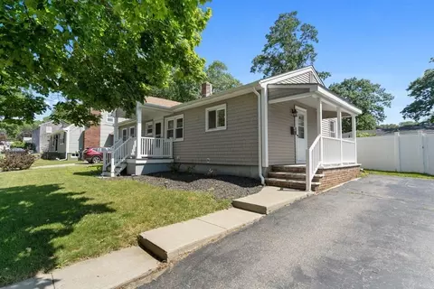 115 Austin St, Fall River, MA 02723 photo 3