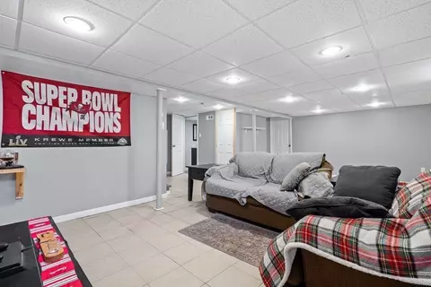 115 Austin St, Fall River, MA 02723 photo 22