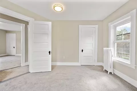 218 Heard, Worcester, MA 01603 photo 23