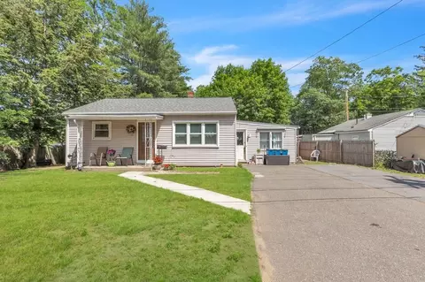 11 Chestnut St, Northampton, MA 01062