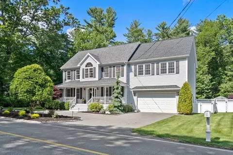 131 Central St, North Reading, MA 01864