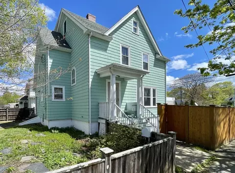 1 Winthrop Ave, Marblehead, MA 01945 photo 2