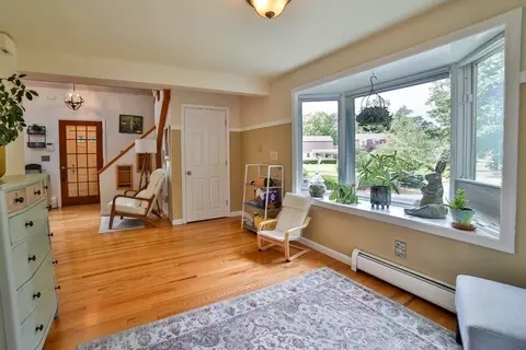 35 Phelps St, Easthampton, MA 01027 photo 12
