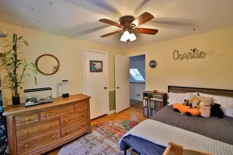 35 Phelps St, Easthampton, MA 01027 photo 24