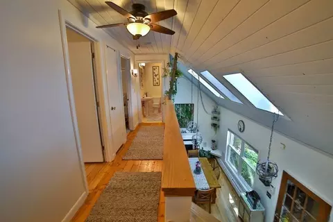 35 Phelps St, Easthampton, MA 01027 photo 19