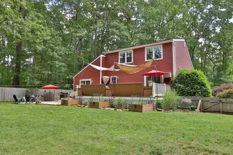 35 Phelps St, Easthampton, MA 01027 photo 31